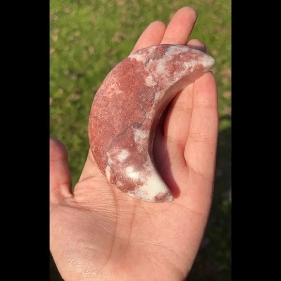 (RELISTED) ✨ HP ✨ Red Jasper ✨ Moon Carving ✨ - Picture 5 of 7